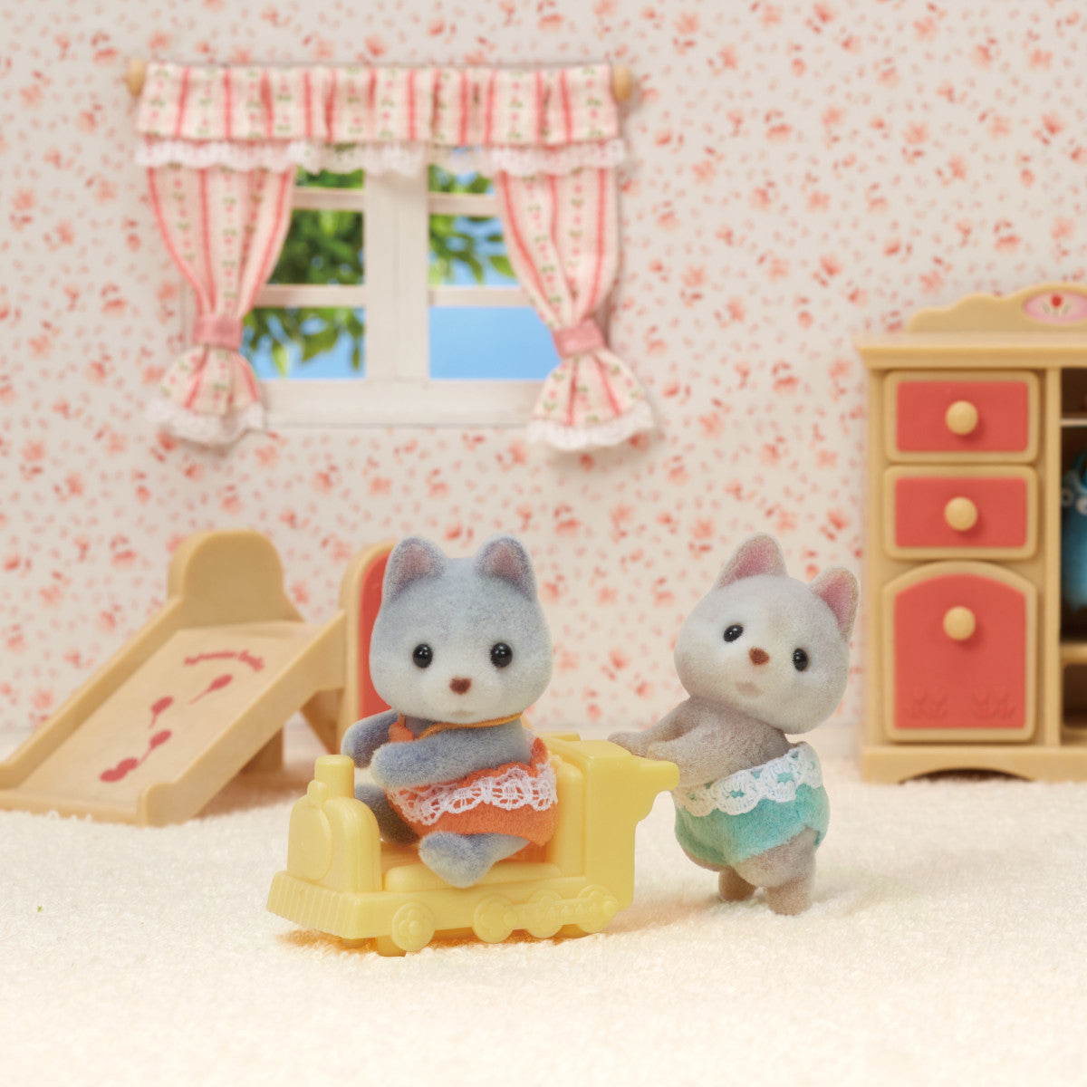 Husky Twins by Calico Critters #CC1979