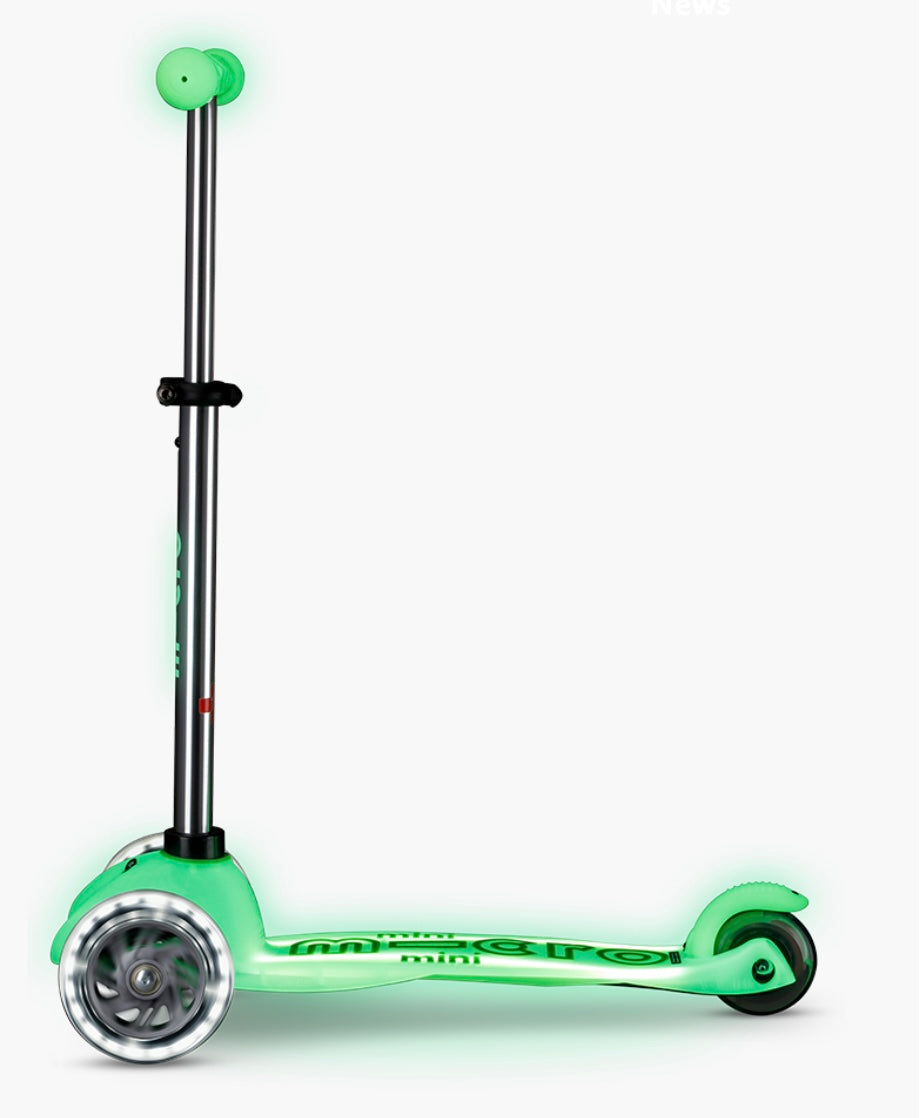 Micro Mini Deluxe Glow LED Plus Scooter - Icy Lime