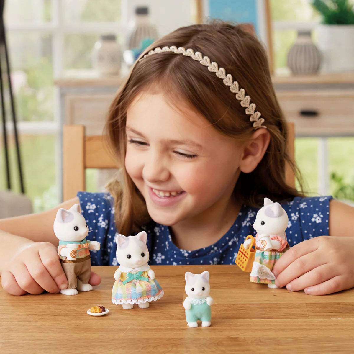 Latte Cat Family by Calico Critters # CC2161