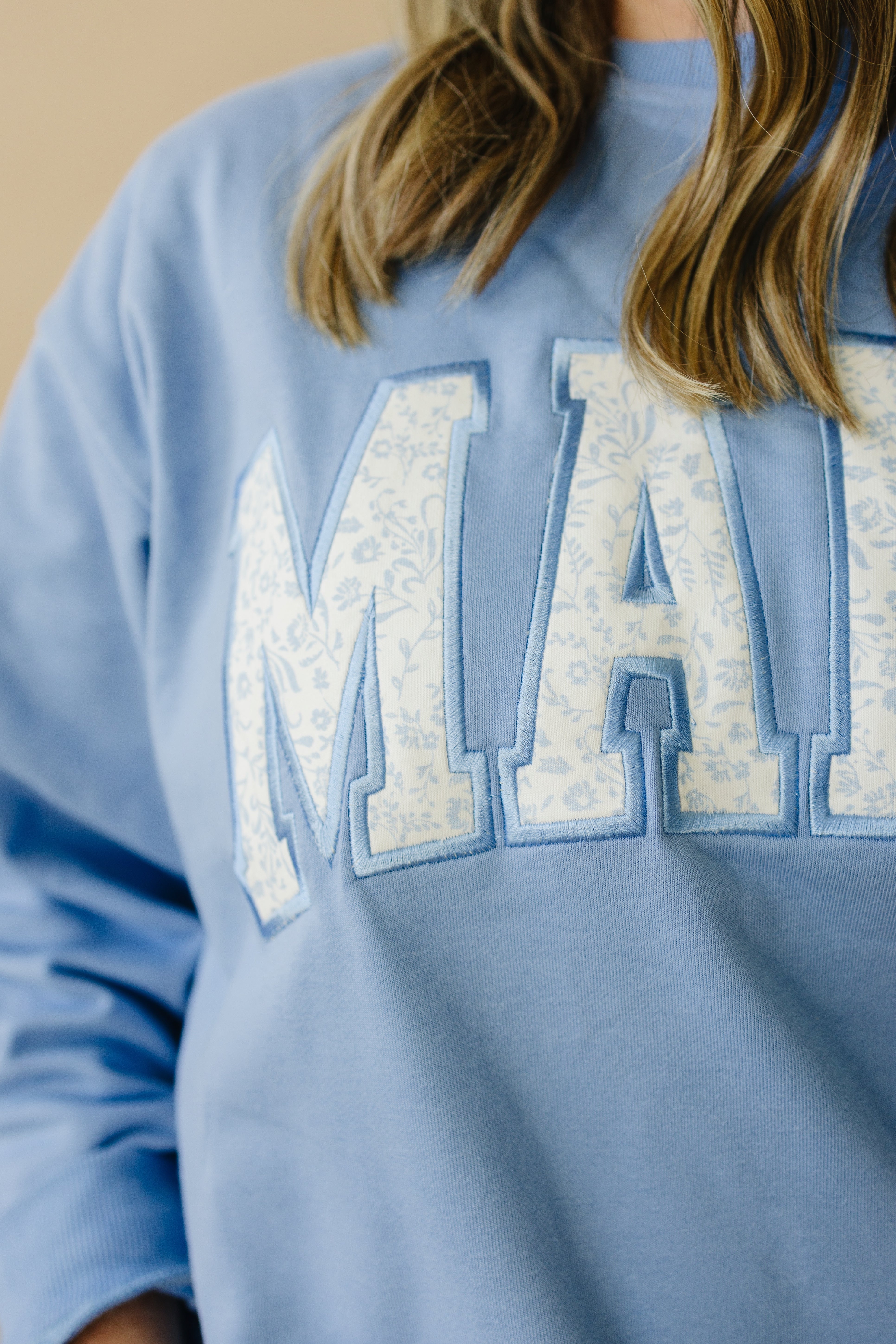 Mama Applique Crewneck Sweatshirt