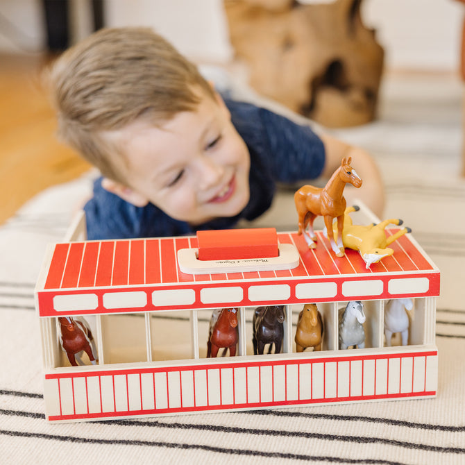 Take-Along Show-Horse Stable by Melissa & Doug 3744