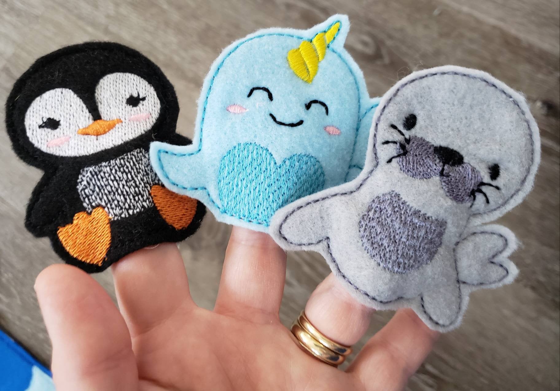 Felt finger puppet animal - Arctic Animal quiet book page -  Gift for kids - habitat - Party Favor - learning toy - animals and biomes