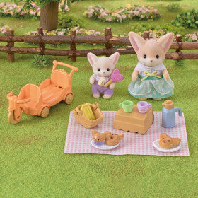 Sunny Picnic Set- Fennec Fox Sister & Baby by Calico Critters #CC2071