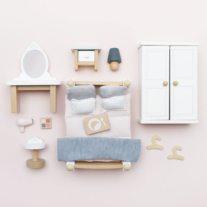 Bedroom Dollhouse Furniture Set by Le Toy Van # ME057